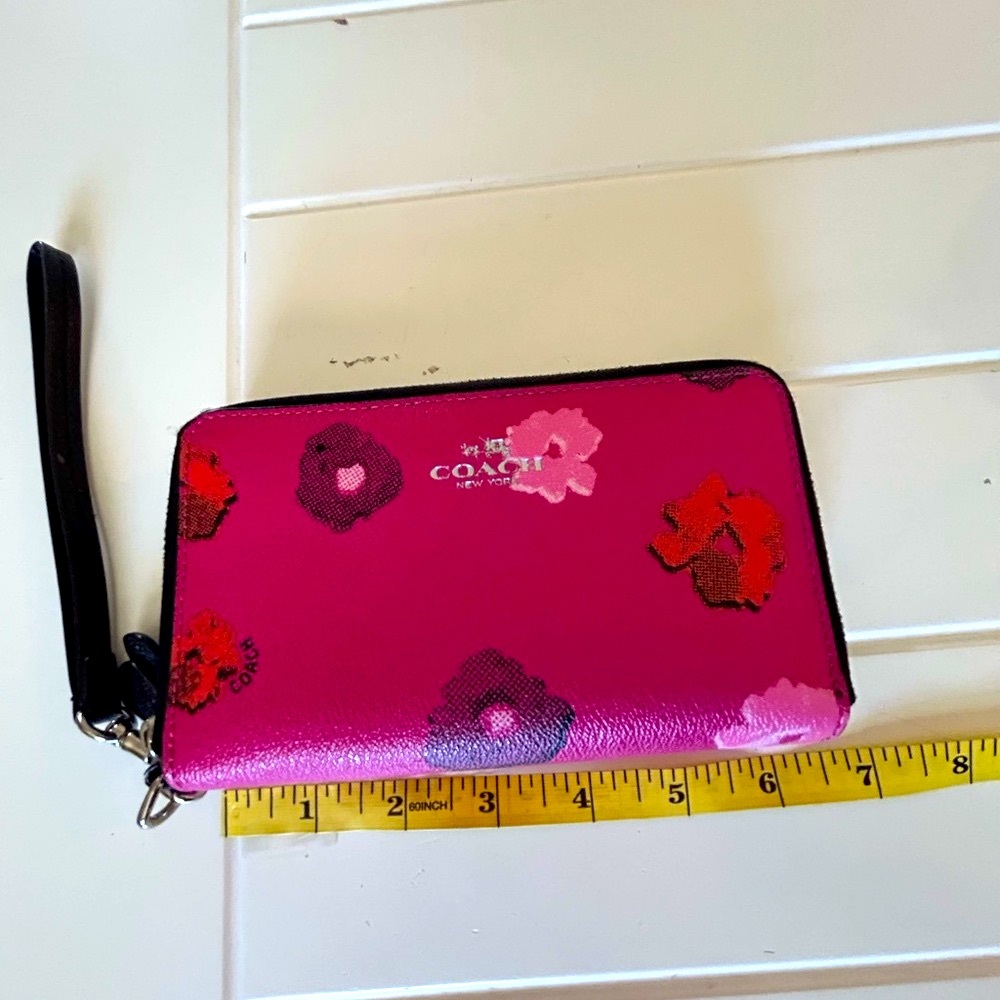 Coach Pink Floral Women's Wristlet - Picture 8 of 8